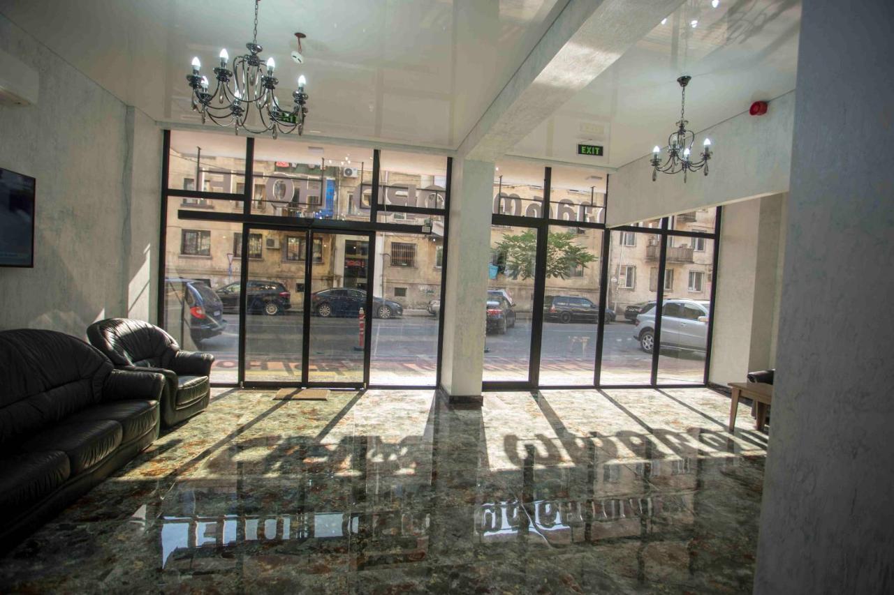 Hotel Lord Batumi Luaran gambar