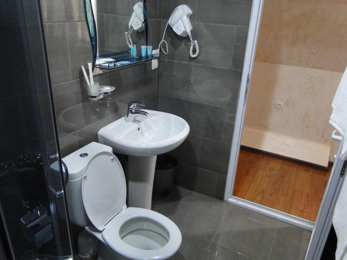 Hotel Lord Batumi Luaran gambar