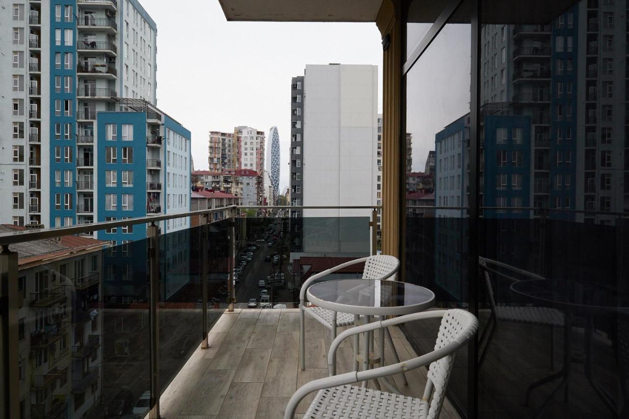 Hotel Lord Batumi Luaran gambar